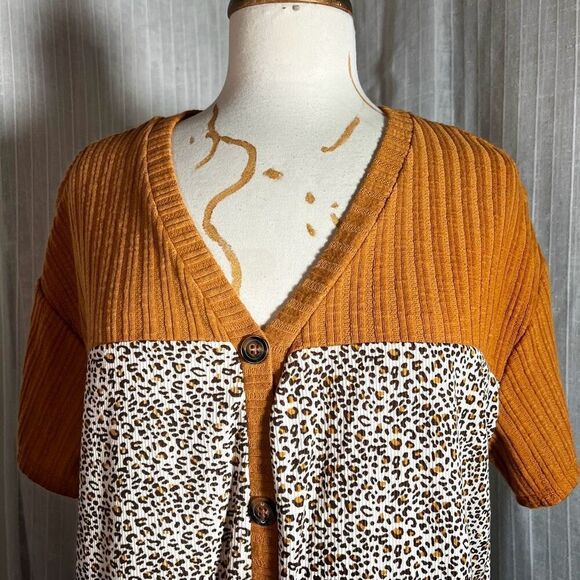 Above and Beyond | Women’s | Blouse | XL | Abstract Colorblock Leopard Boho Chic - Picture 2 of 6